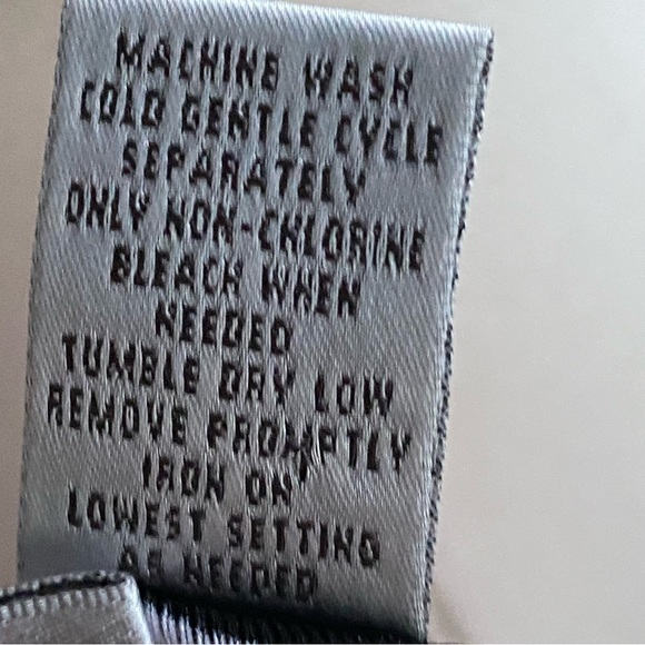 Chico’s 3/4 Sleeve Floral V Neck Top - Picture 16 of 16